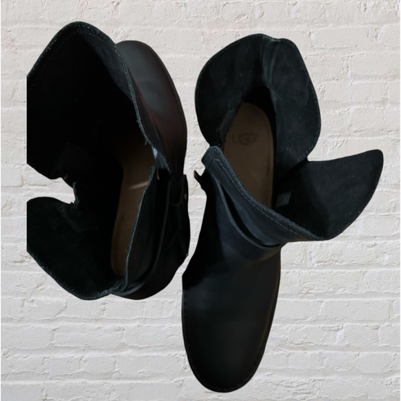 NWT UGG Black Elysian Block Heel Ankle Boot sz 8 - Picture 11 of 14